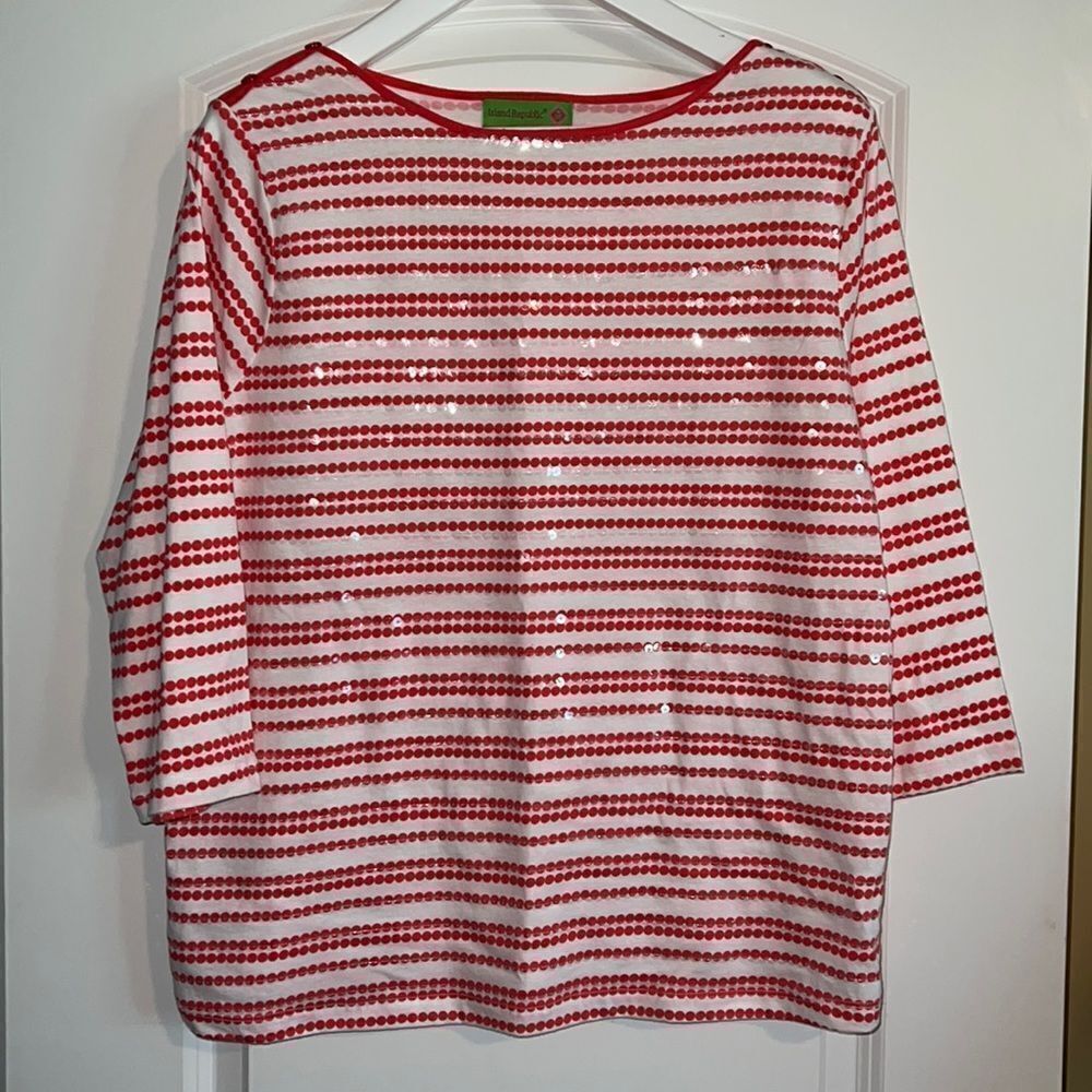 ISLAND REPUBLIC ladies XL 3/4 sleeve top. White / orange w/ sequin pattern. EUC